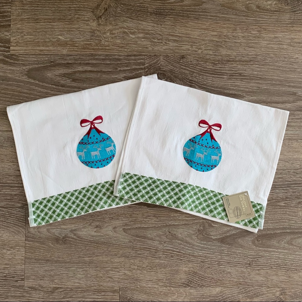 World Market Holiday Tip Towels- Set of 2